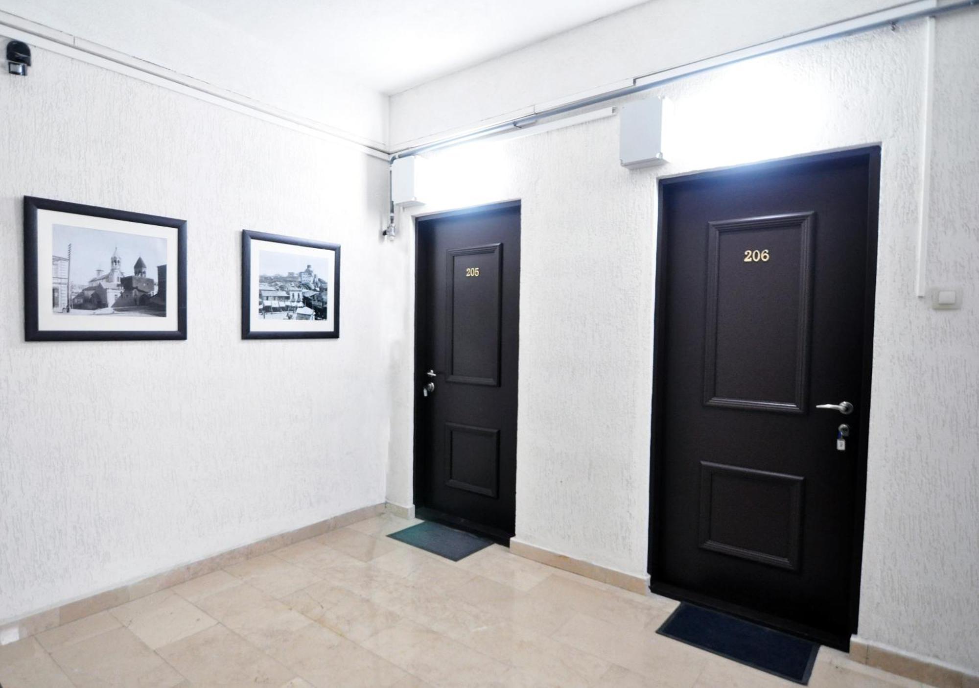 Apartment In The City Of Tbilisi Esterno foto