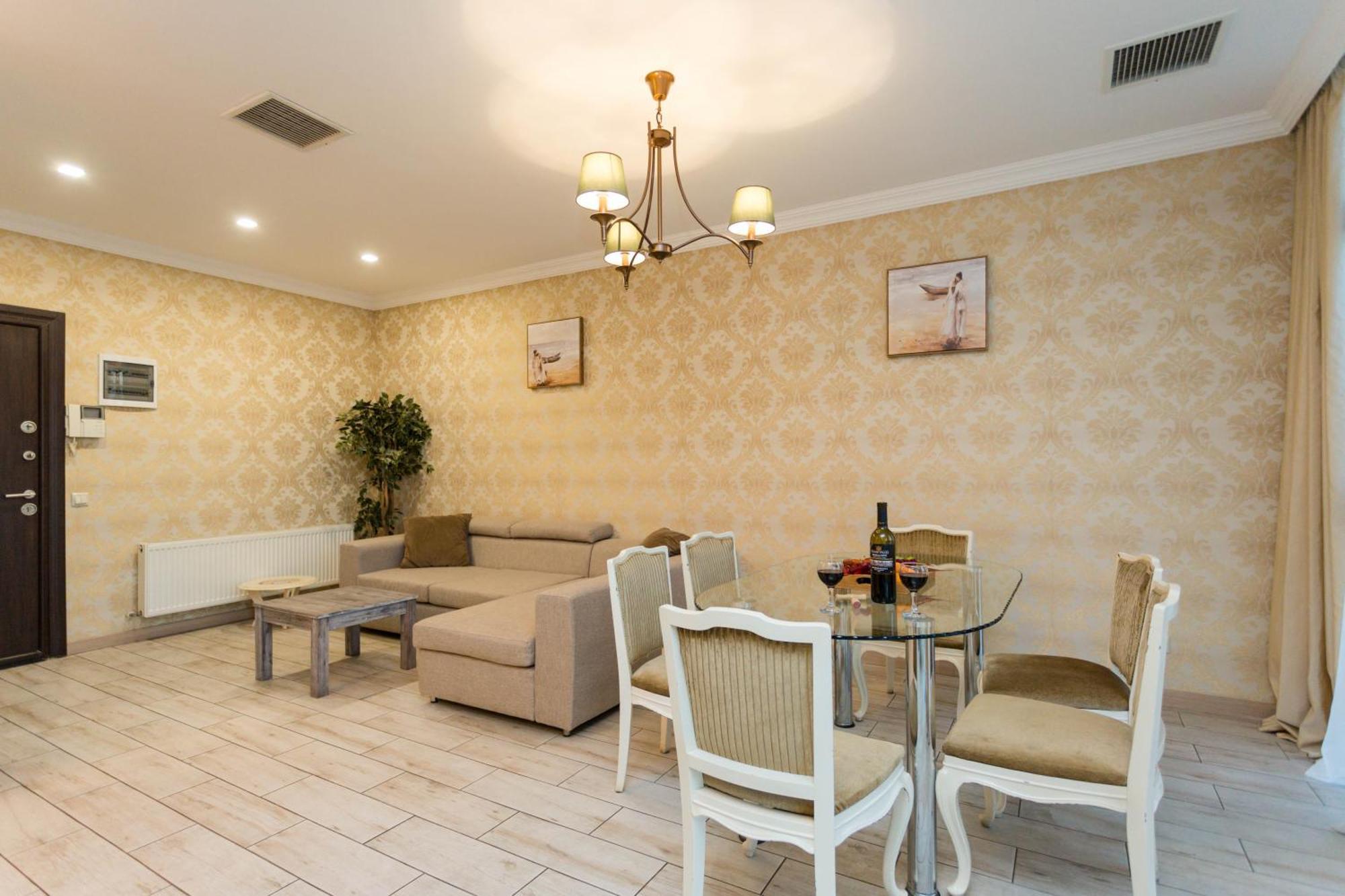 Apartment In The City Of Tbilisi Esterno foto